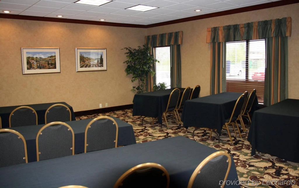Holiday Inn Express & Suites Troy by IHG