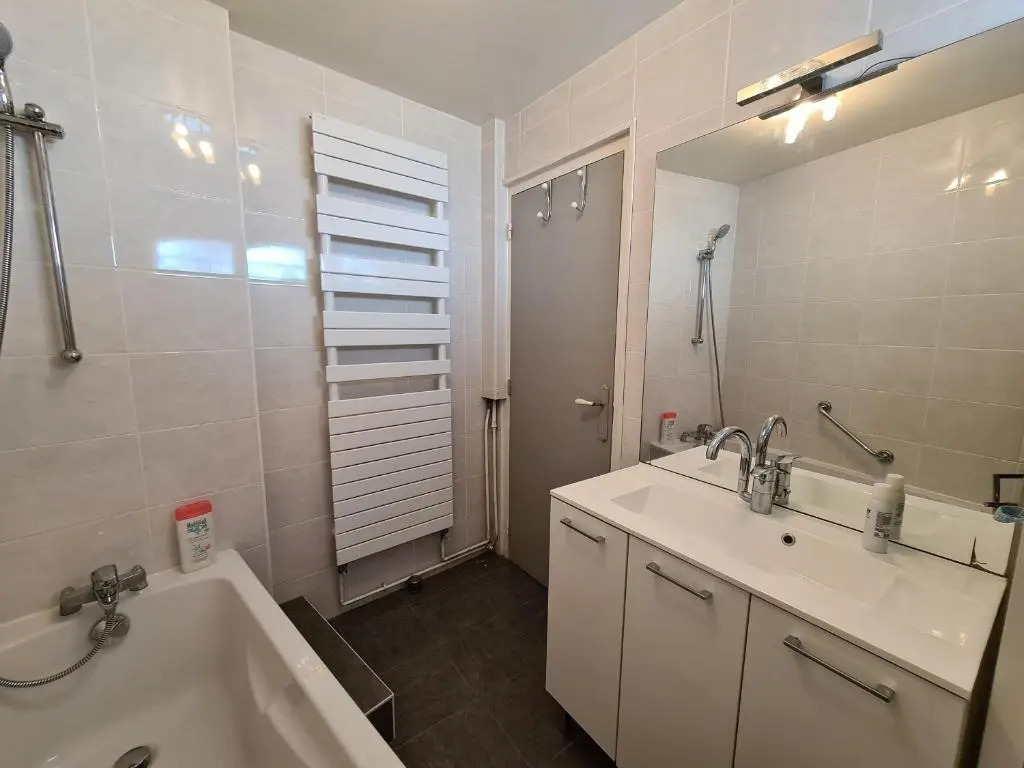 Gîte spacieux au cœur du Val de Loire, entre Orléans et Blois, avec jardin, cour fermée et BBQ ! - FR-1-590-106