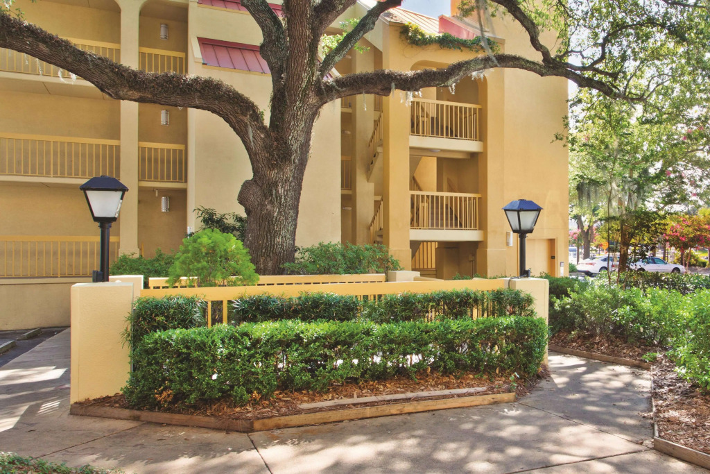 La Quinta Inn & Suites by Wyndham Charleston Riverview