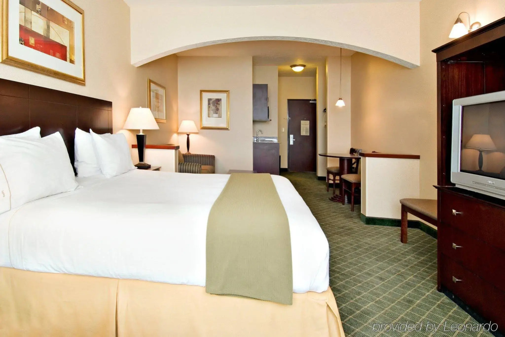 Holiday Inn Express Hotel & Suites Medford-Central Point by IHG
