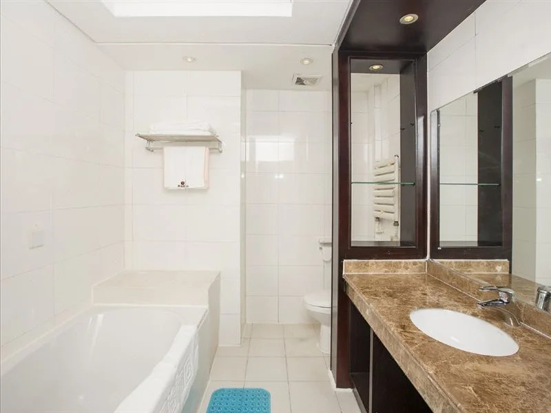 Jtour Inn