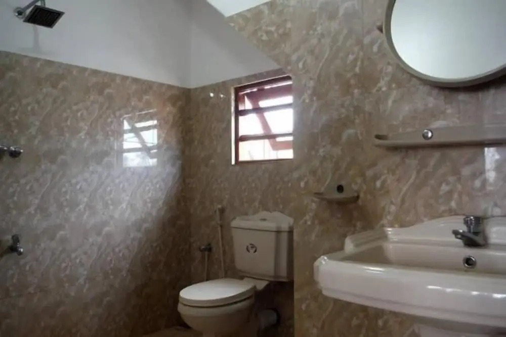 Githmini Beach Guest House & Toures