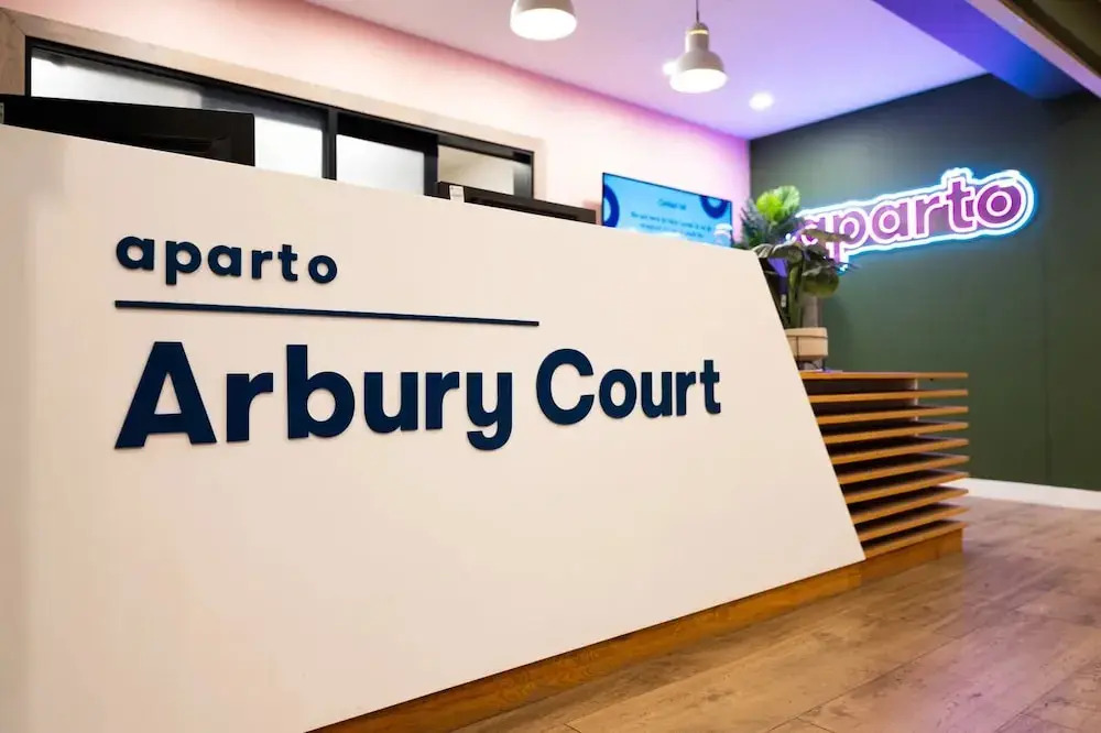 For Student Only Arbury Court in Kingston - 30mins to London Waterloo