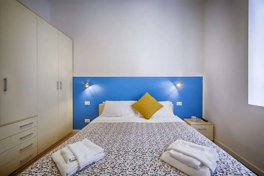 Oltremare Modern Flat