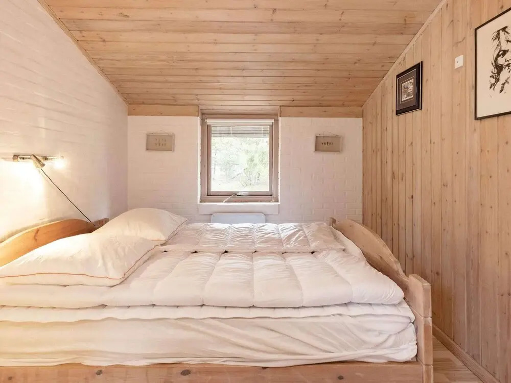 8 person holiday home in Ålbæk