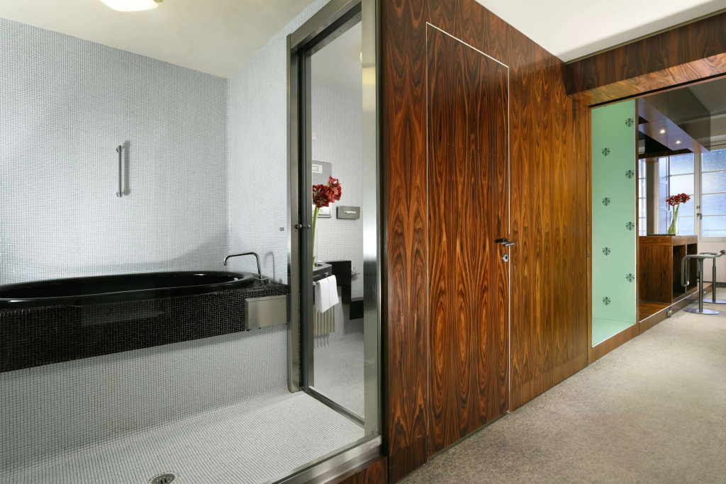 Отель Unahotels Vittoria Firenze