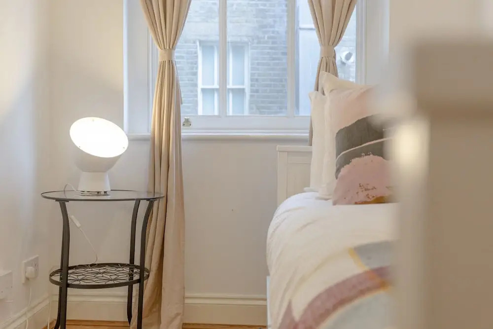 Charming 2 Bedroom Property in Clapham