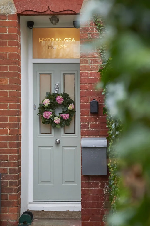 Hydrangea House