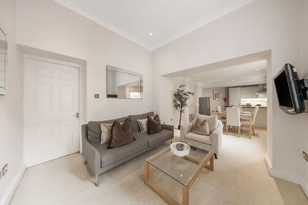 Hertford Flat 5