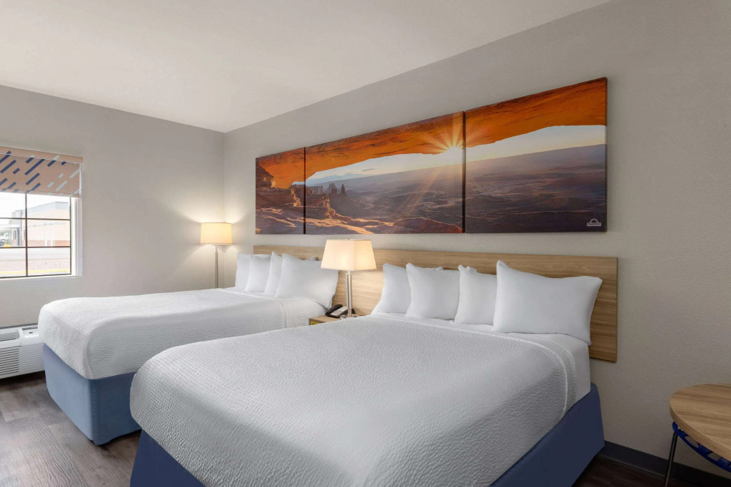 Days Inn & Suites by Wyndham Tucson/Marana