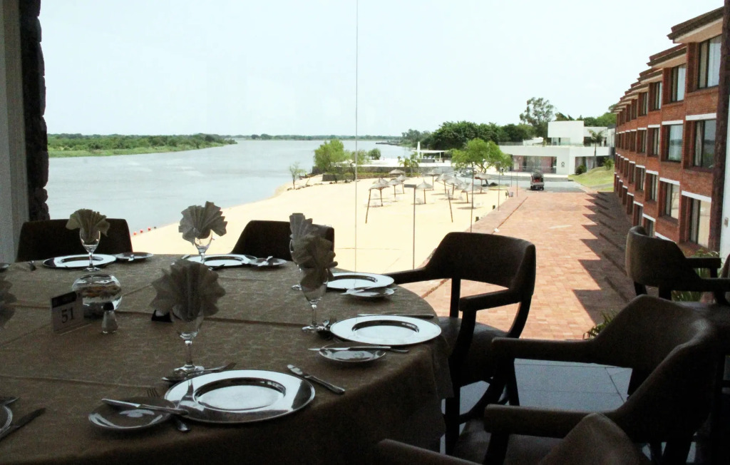 Yacht & Golf Club Paraguayo, a Tribute Portfolio Resort