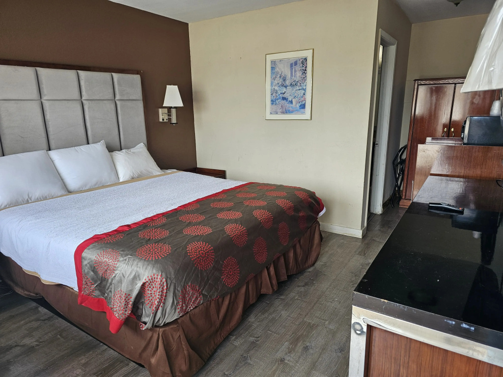 Travel Inn By OYO Omaha