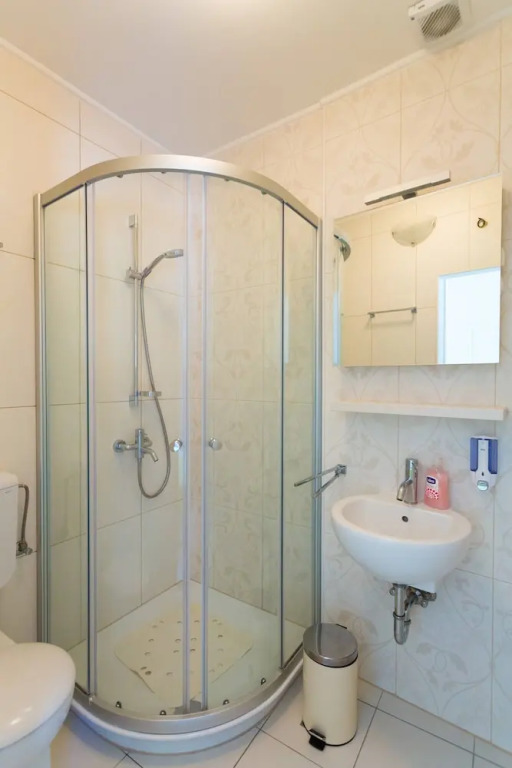 Dvori With Garden, Free Parking Next To Sea
