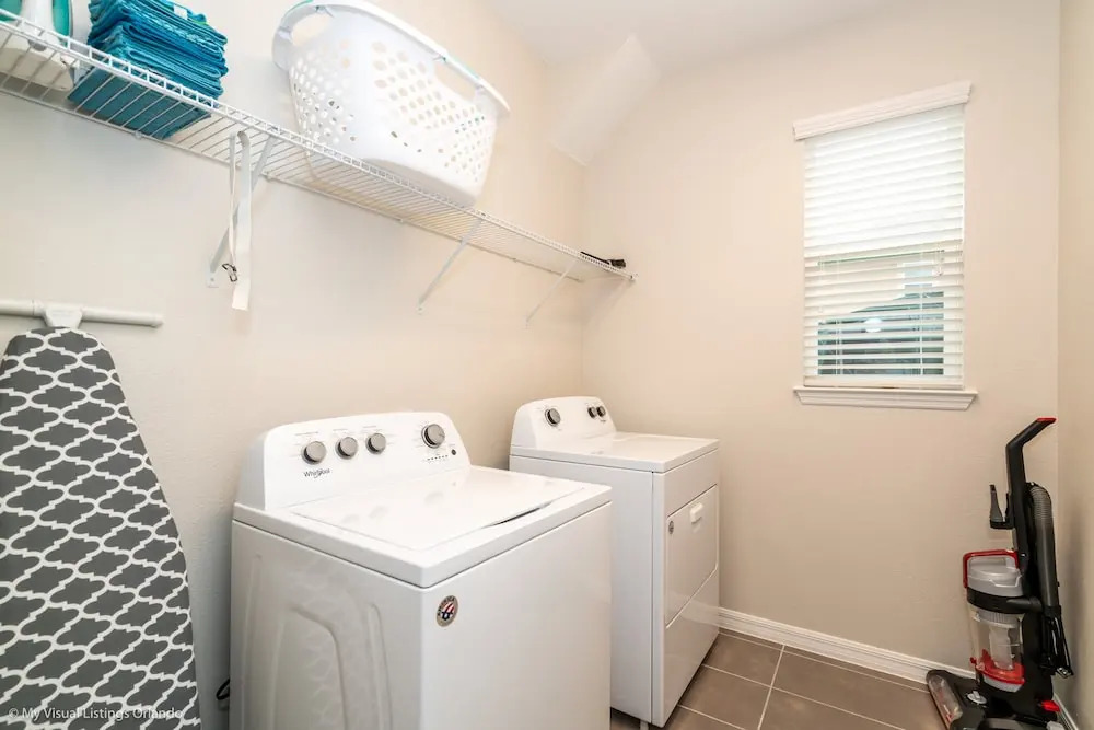 5 BD 4.5 BH With Game Room and Spa