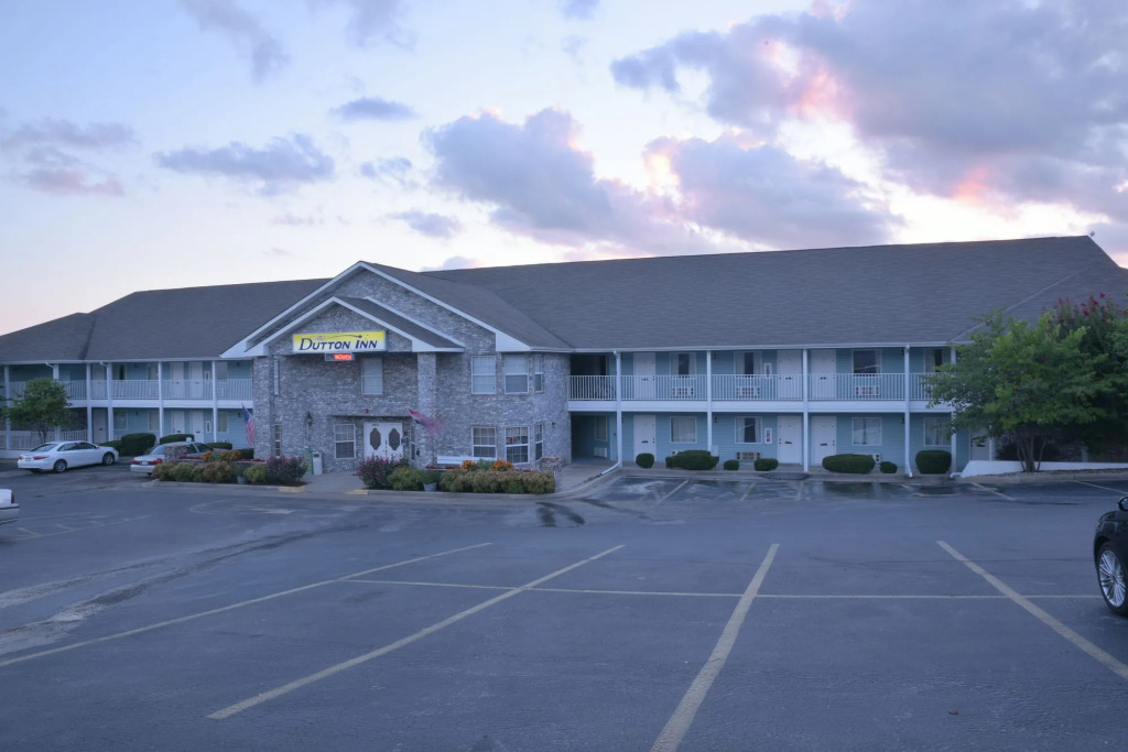 Dutton Inn