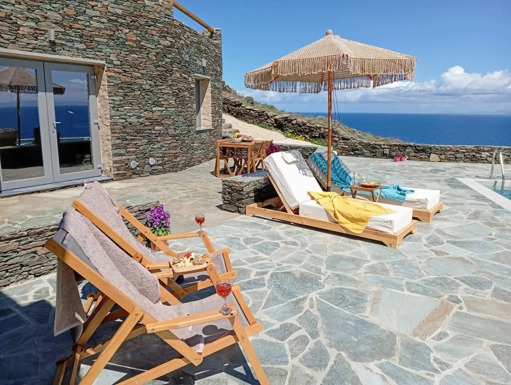 Mandrokathisio Sifnos