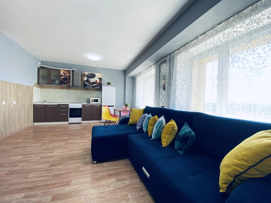 InnHome Apartments (ИннХоум) на проспекте Свердловский