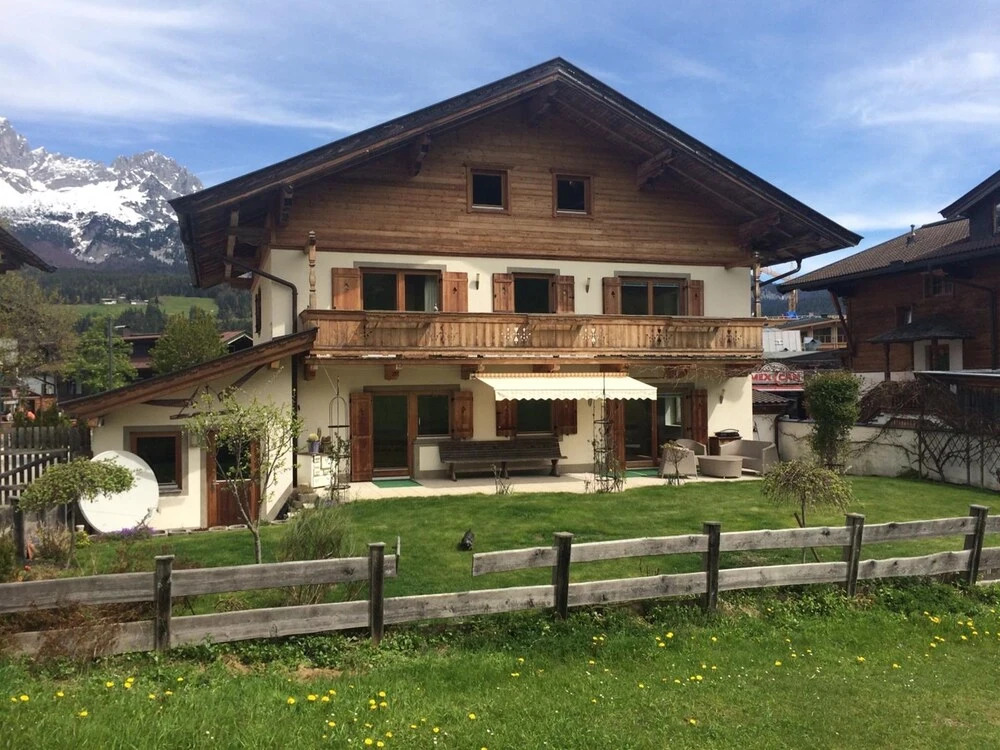 Unique Chalet in the Center of Elmau Near the Ski Lift