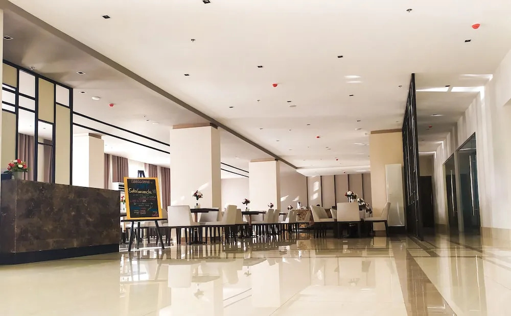 Sotogrande Neopolitan Hotel Inc
