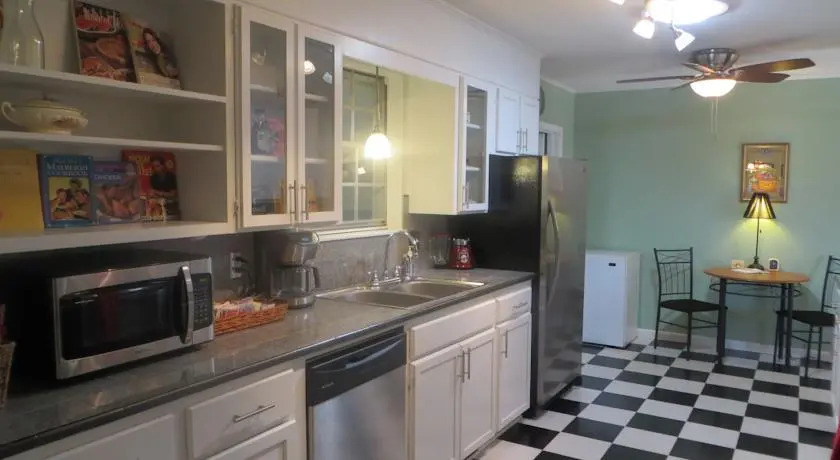 Cozy Home Guest House