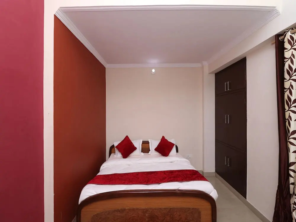 OYO 13896 Home Spacious 2BHK Cottage Sattal Road