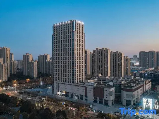 Earl Family Hotel (Chuzhou Wuyue Plaza Municipal Government)