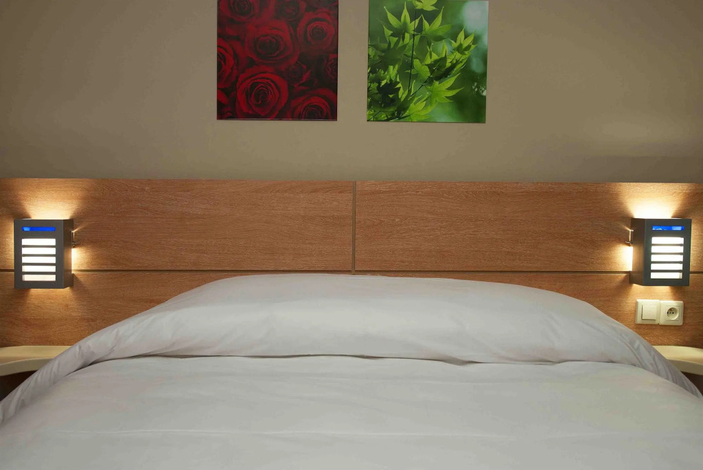 Manzil Hotel