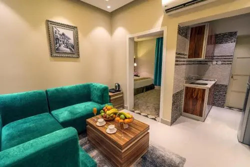 Suknai Hotel Suites Al Khozama