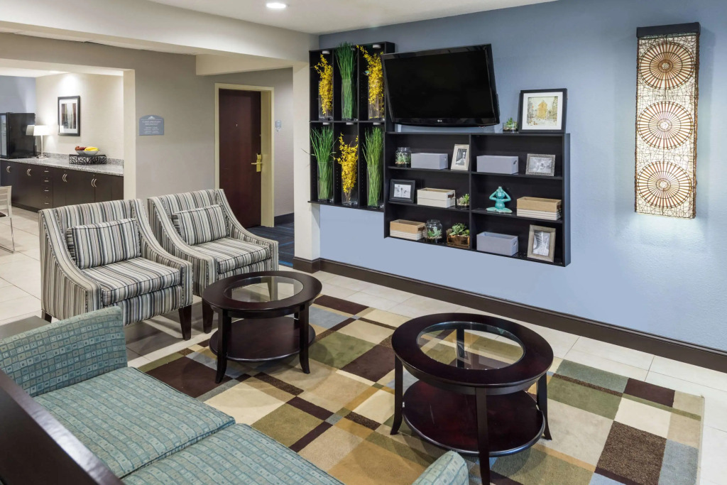 Microtel Inn & Suites - Greenville