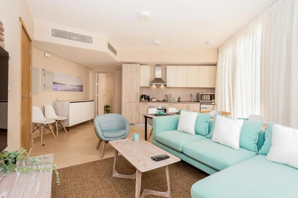 Pleasant & Calming 1 BDR Mangroovy Free Pool & Beach Access