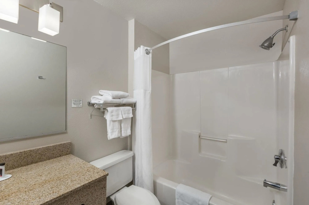 Ramada Platte City Kci Airport