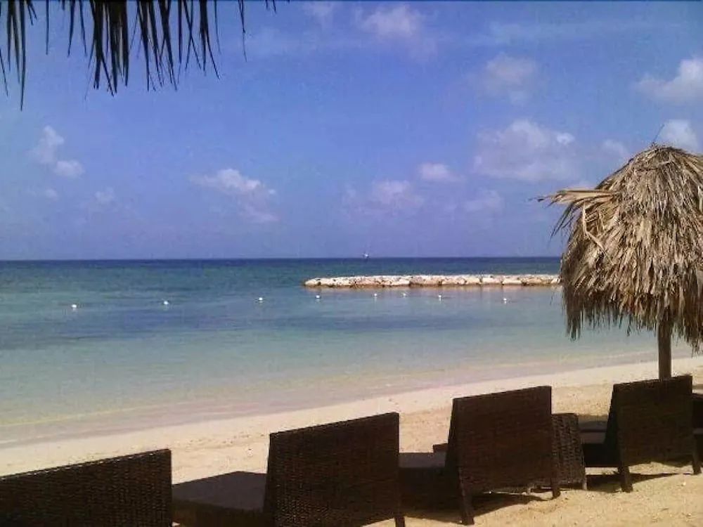 Bay Pointe Freeport 1BD Apartment OLR