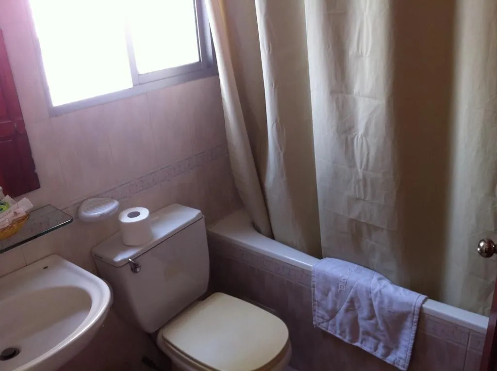 A25 Hotel - 35 Mạc Thị Bưởi