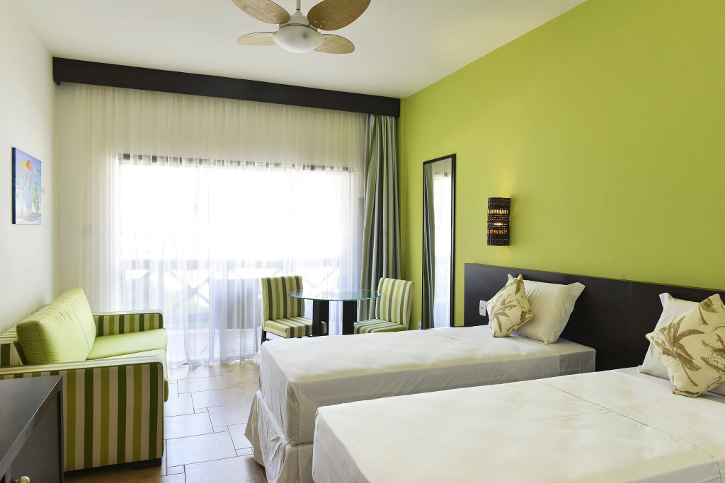 Iara Beach Hotel Boutique