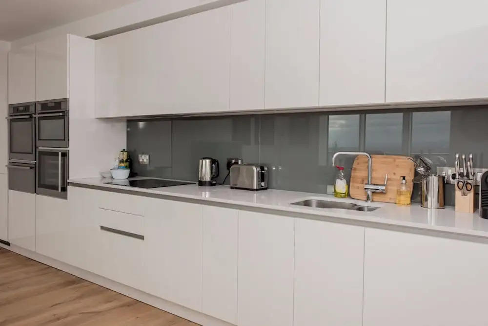 2 Bedroom Flat in Battersea on 20th Floor