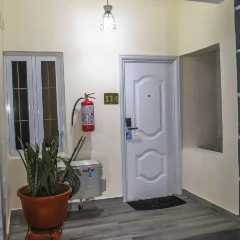Kpees Apartment