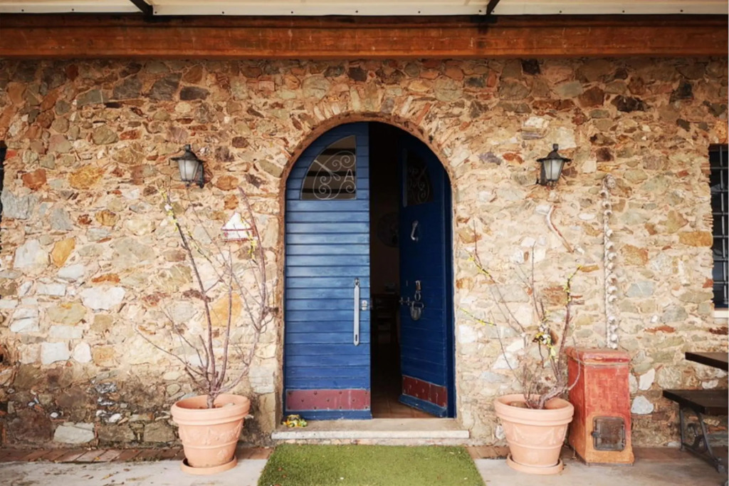 Villa with private pool beside the beaches of Tyrrhenian sea-Villa dei Feaci
