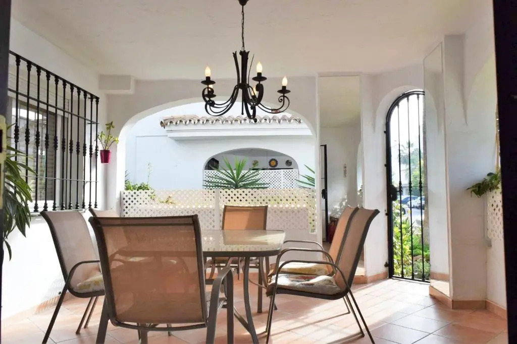Ático duplex en Los Naranjos, Marbella