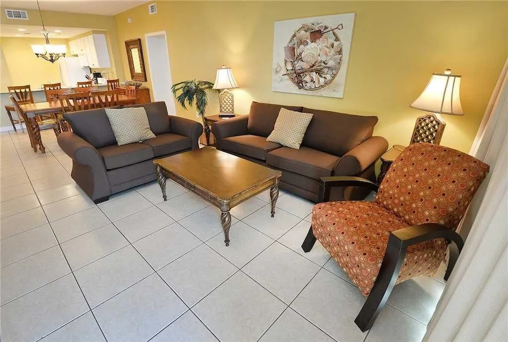 Splash 207 - Two Bedroom Condo