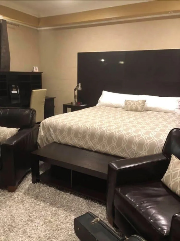 Luxury First Hotel