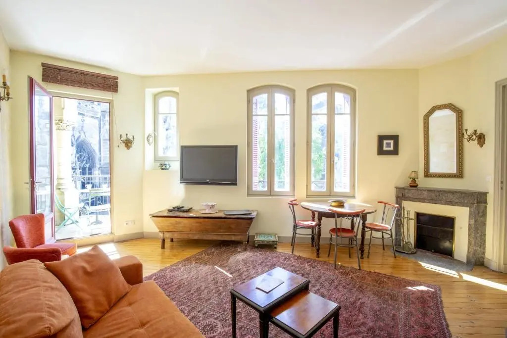 Centre historique, appartement climatisé avec terrasse