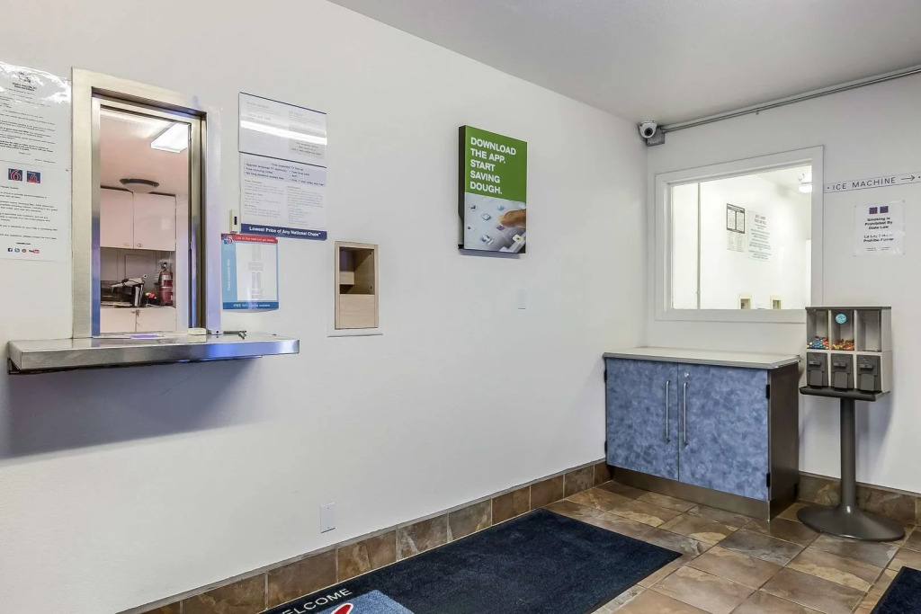 Motel 6-Janesville, WI