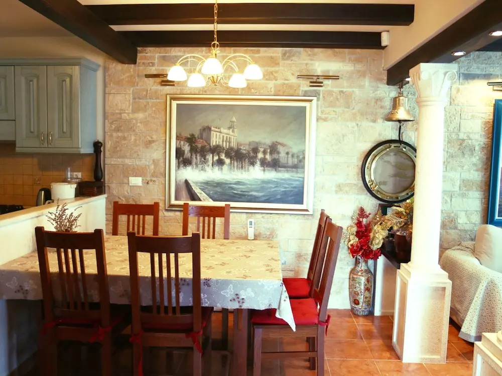 Picturesque Holiday Home in Bra? With Swimming Pool