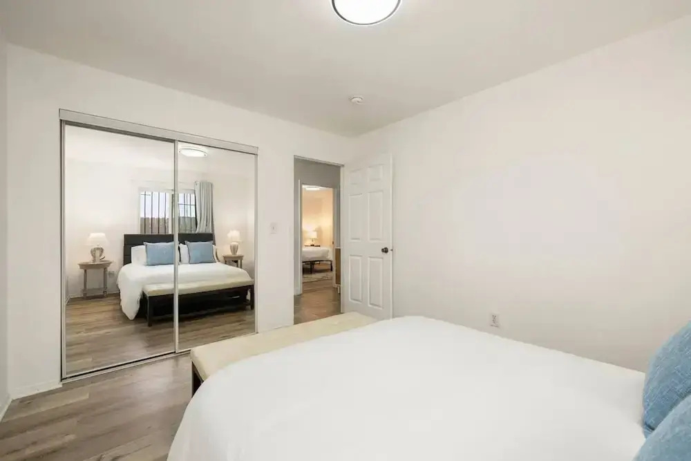Lanzit Bnb - 35 Percent off June Low Fees