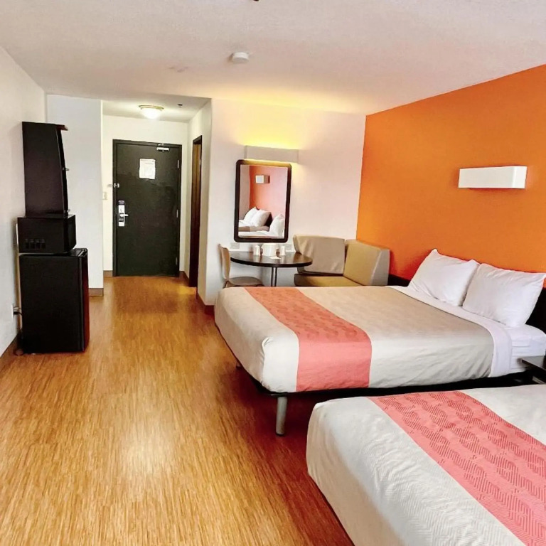 Motel 6-Regina, SK