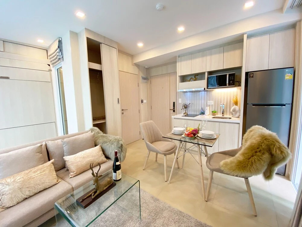 Modern 1 Bedroom Condo D519
