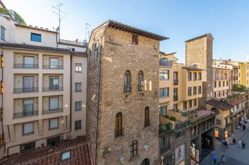 Santo Stefano Apartment