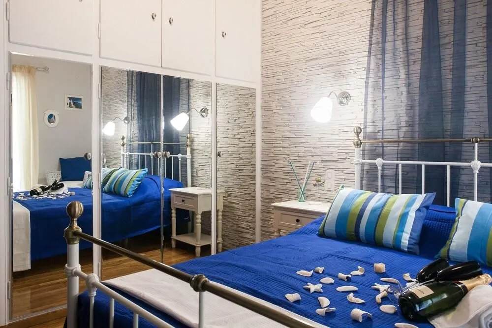 Gold and Blue Luxurious Apartment