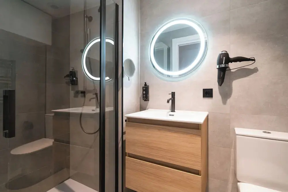 Limehome Pamplona Hilarión Eslava