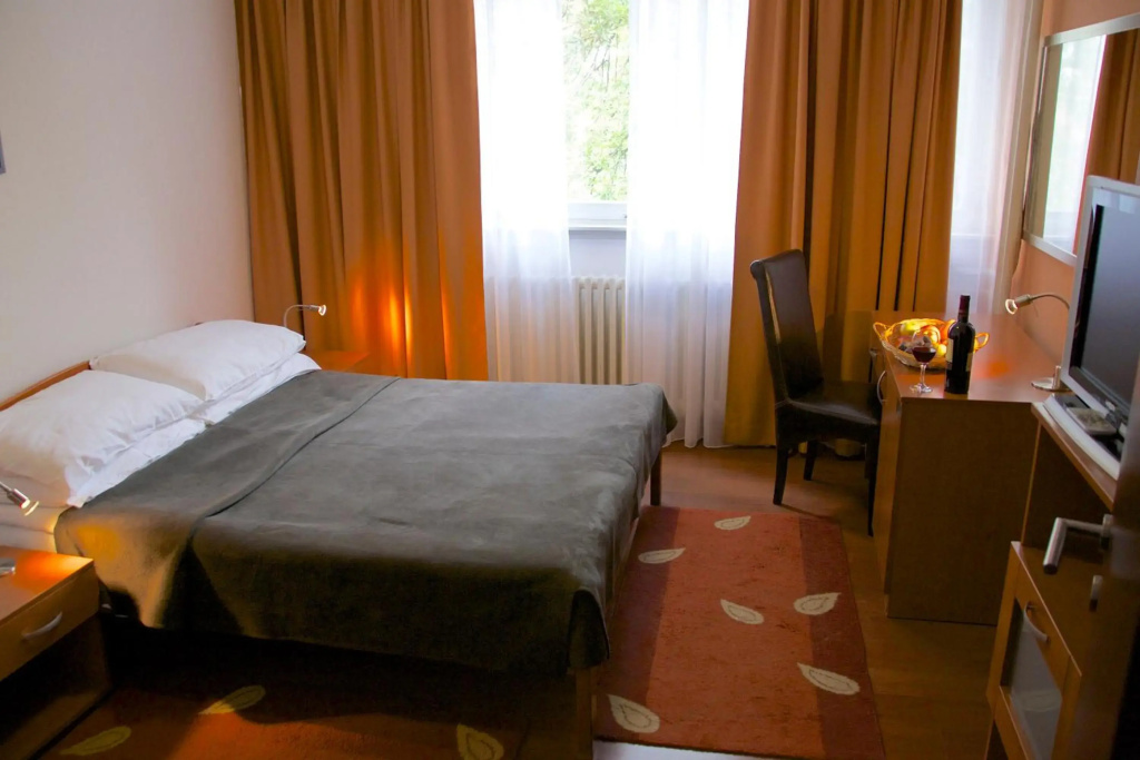 Hotel Srbija-FREE PARKING